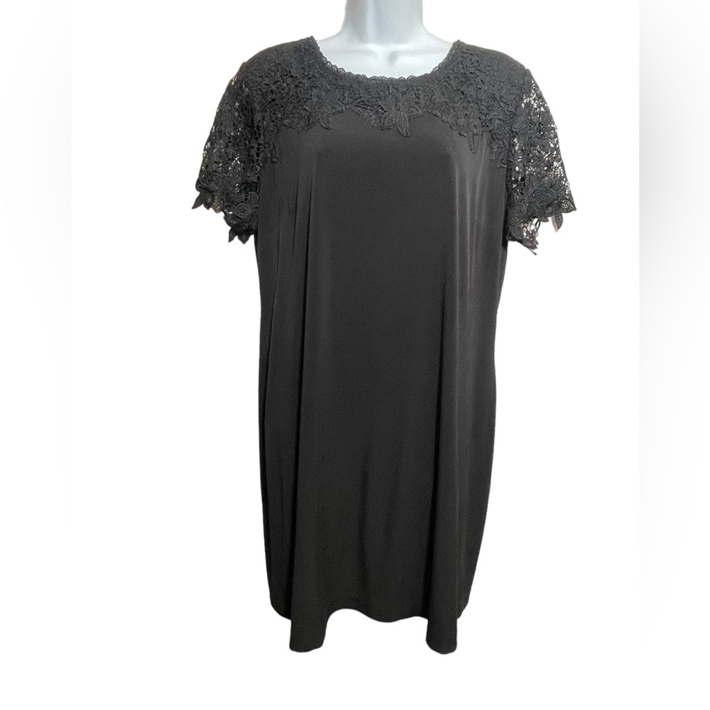 Karl‎ Lagerfeld Paris dress size large stunning lace trim black sheath dress ❤️